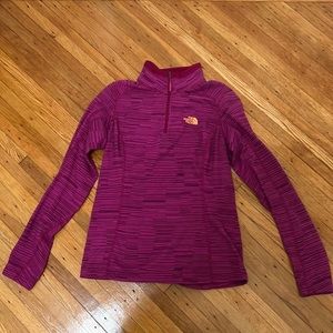 Women’s North Face Fleece Half Zip Size Small